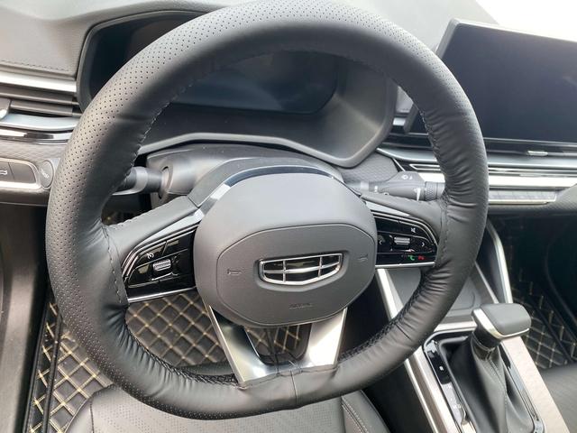 Geely Emgrand 2023 4th Gen Champion 1.5L CVT Luxury – фото 13